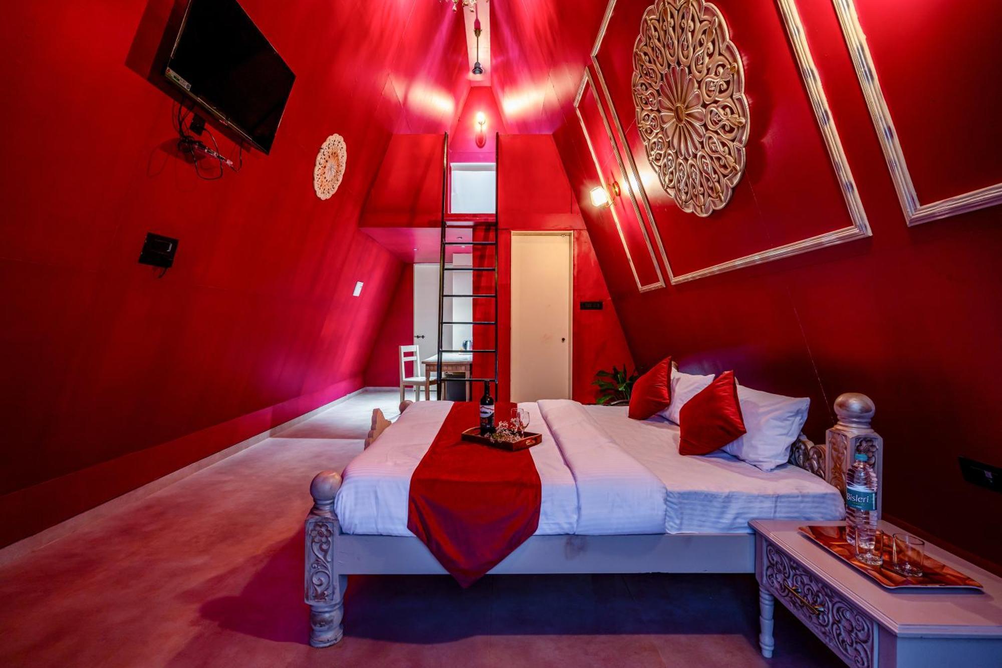 Dio Regaalo Theme Resort, Ratnāgiri Екстериор снимка