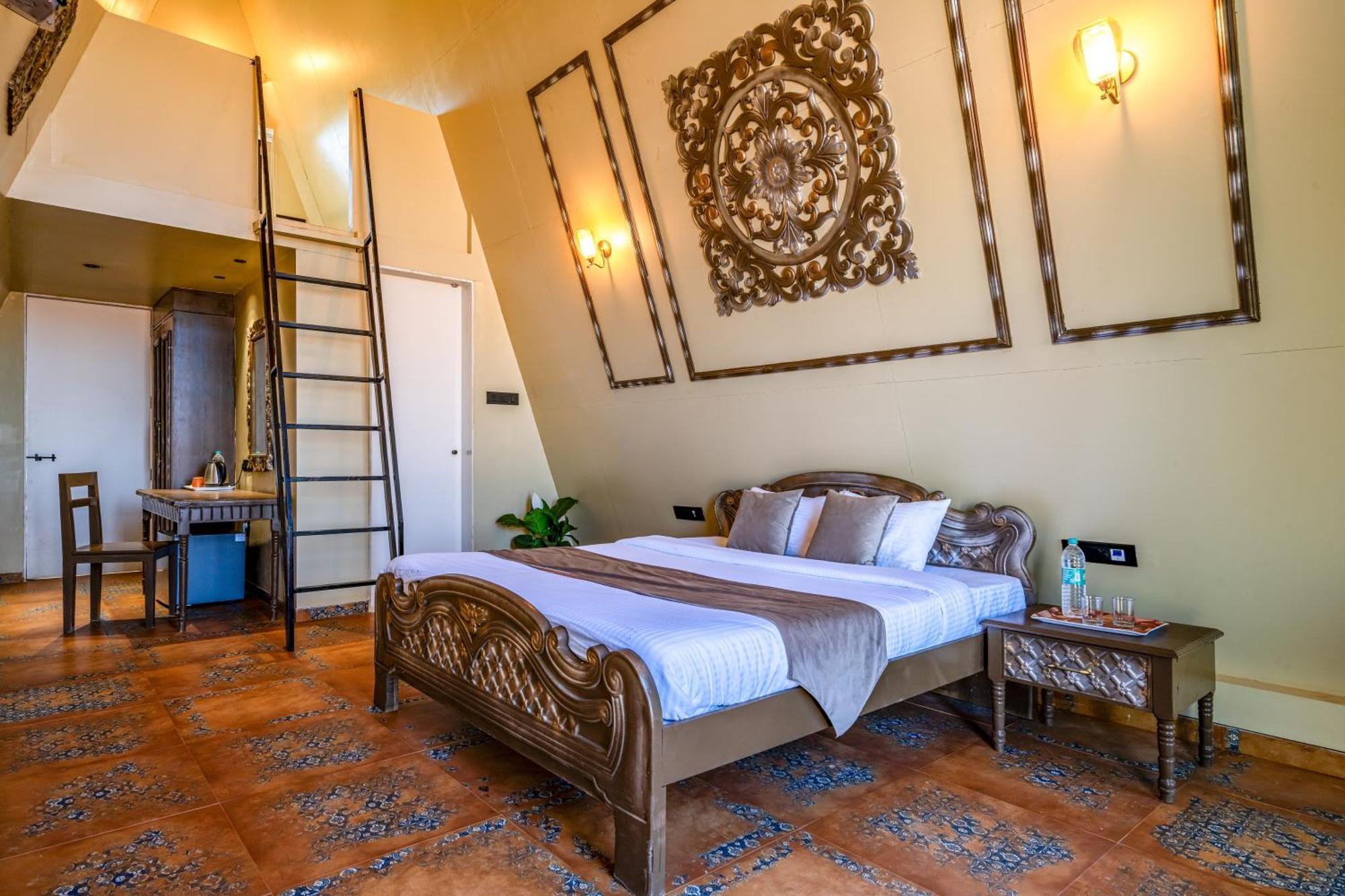 Dio Regaalo Theme Resort, Ratnāgiri Екстериор снимка