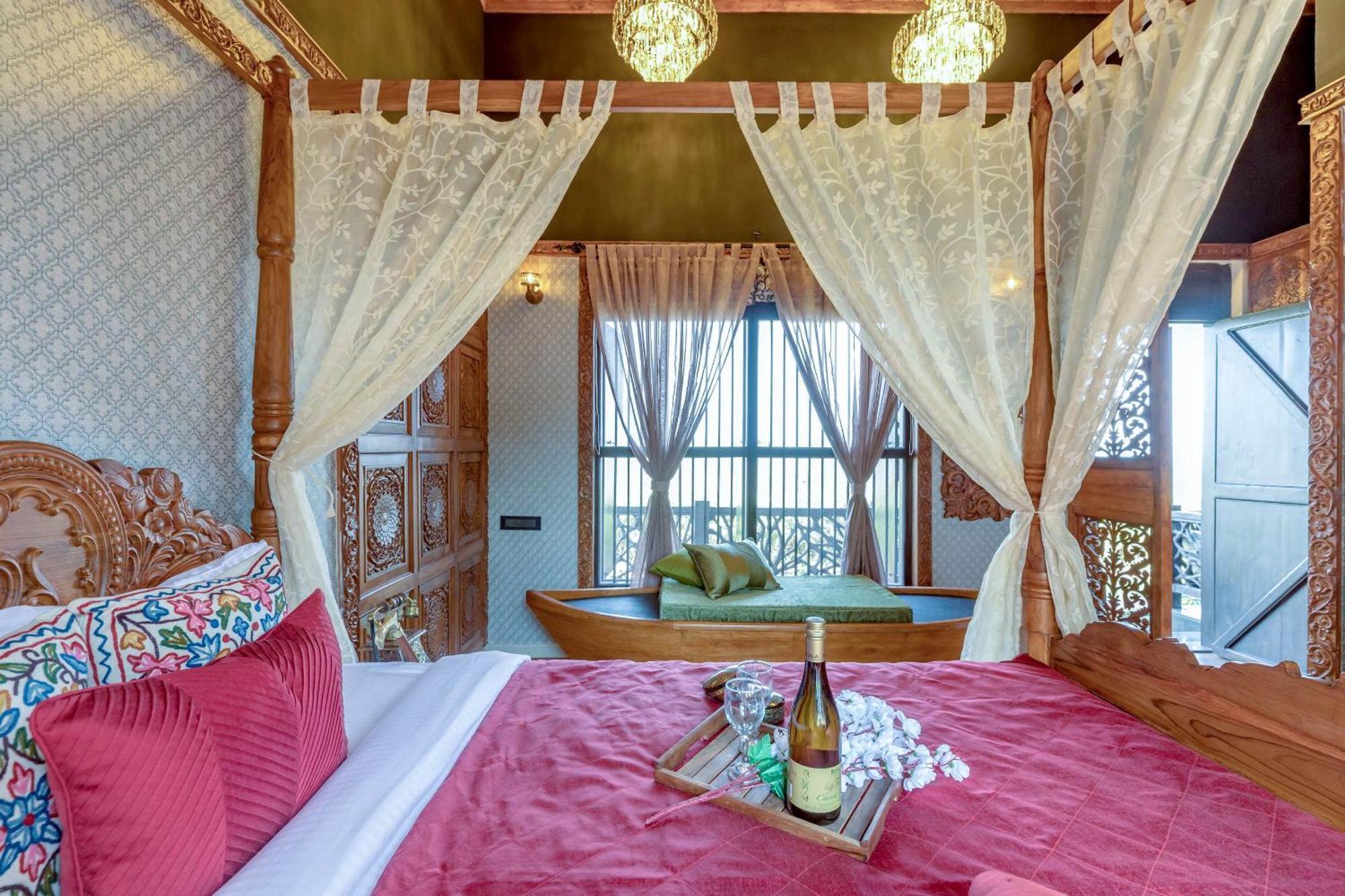 Dio Regaalo Theme Resort, Ratnāgiri Екстериор снимка