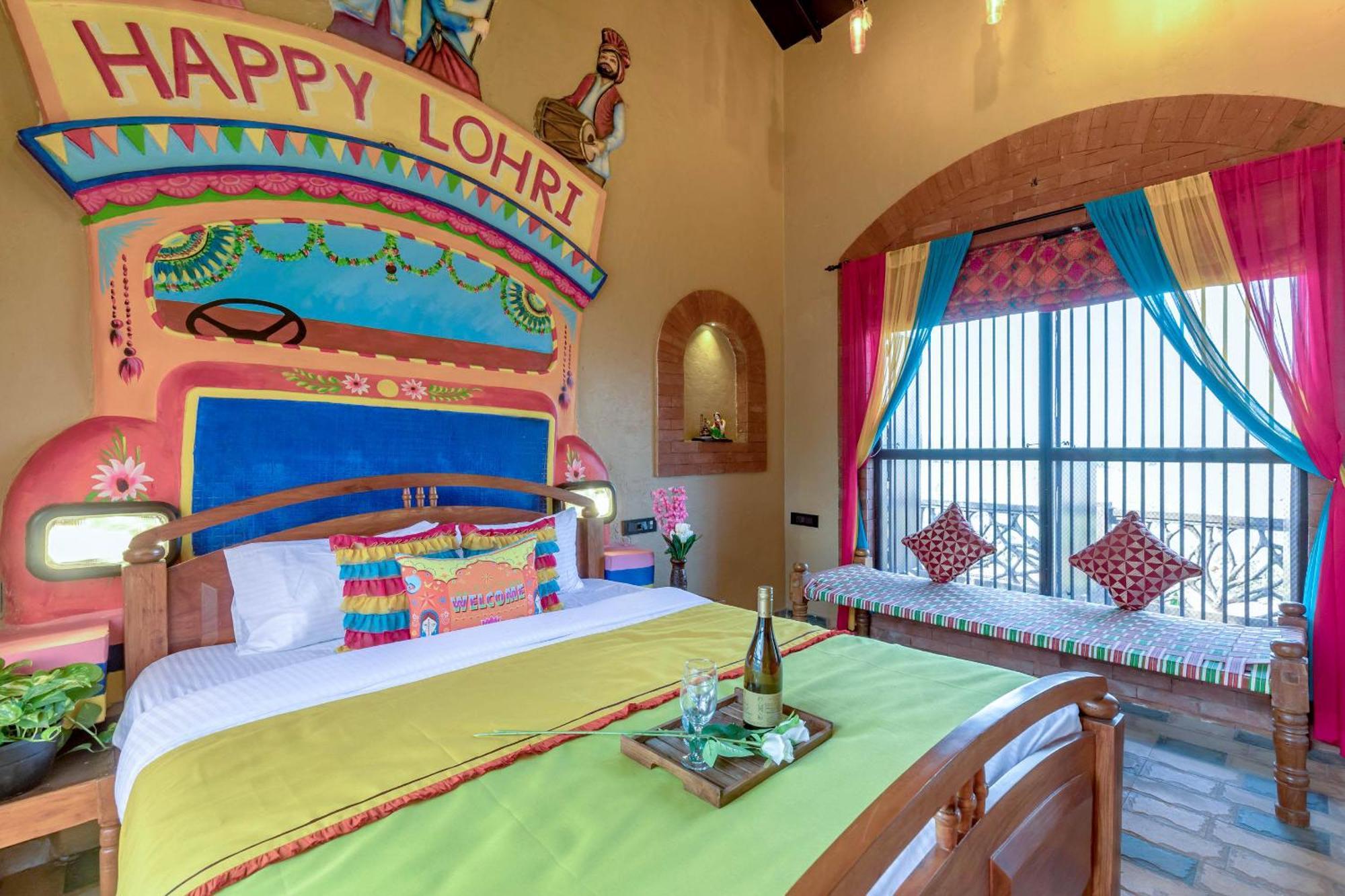 Dio Regaalo Theme Resort, Ratnāgiri Екстериор снимка