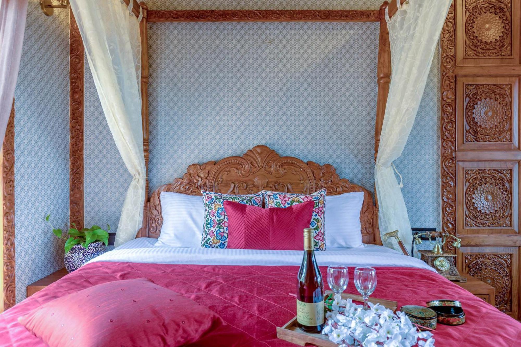 Dio Regaalo Theme Resort, Ratnāgiri Екстериор снимка