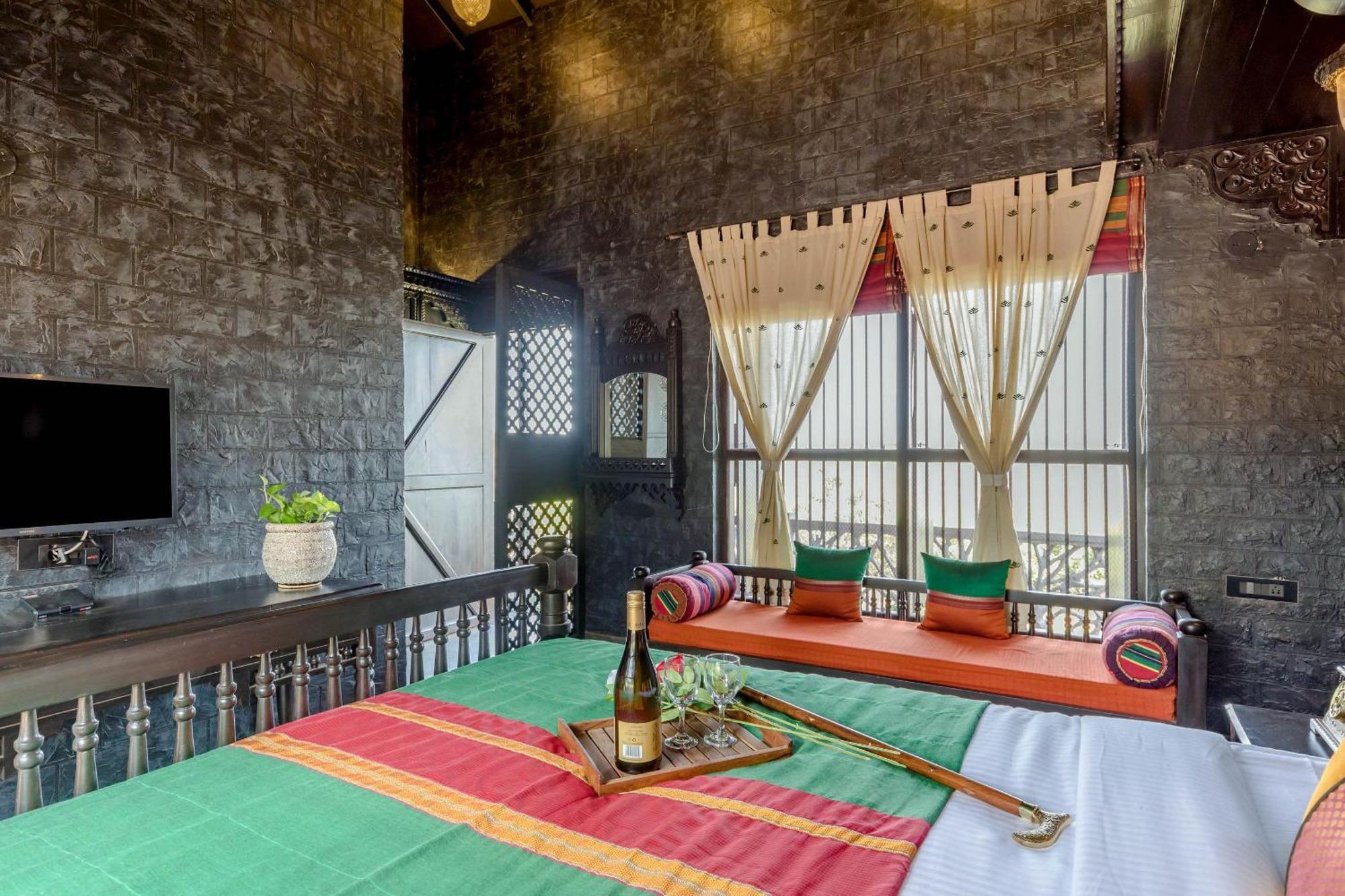 Dio Regaalo Theme Resort, Ratnāgiri Екстериор снимка